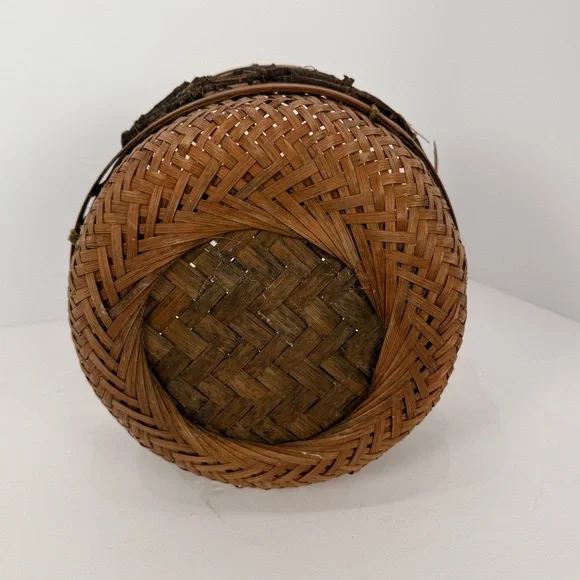 Vintage 20th Century Asian Ikebana Flower Basket